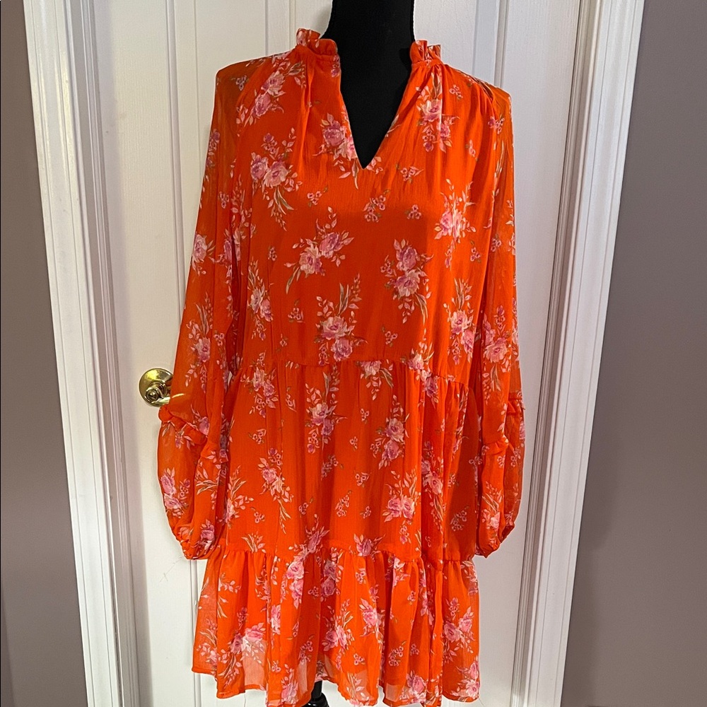 Vince Camuto NWOT - Orange Floral Long Sleeve Tiered Dress